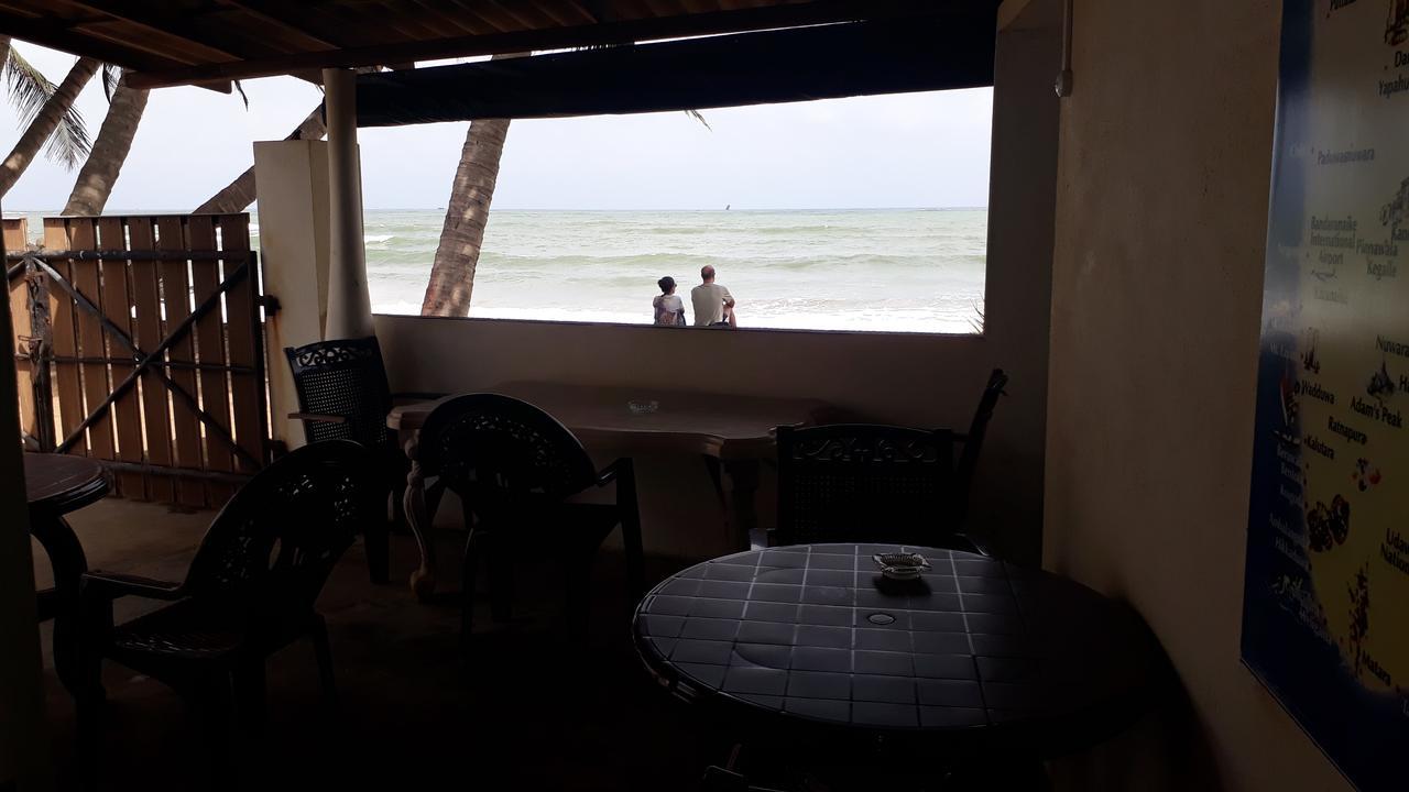 فندق Anicia Beach House نيجومبو المظهر الخارجي الصورة